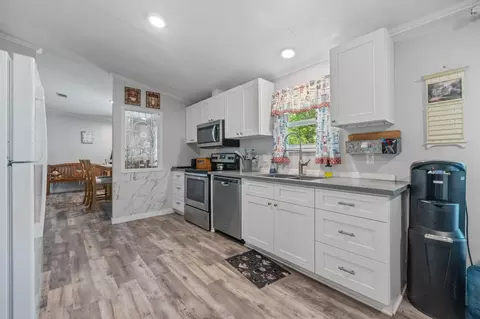 Kitchen - 161 W W Crk, Trinity, TX 75862 photo 2 of 4