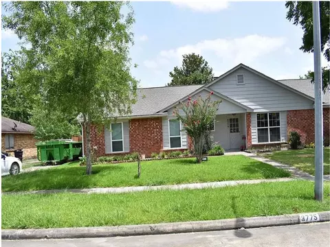 3775 Quiet Place Dr, Houston, TX 77082