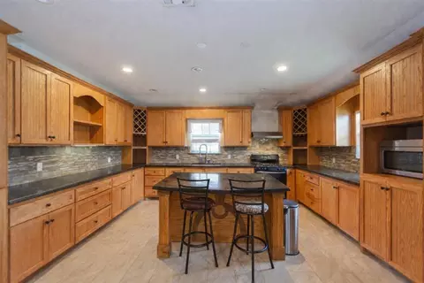 Kitchen - 17383 Old Highway 105 E, Conroe, TX 77306 photo 1 of 2