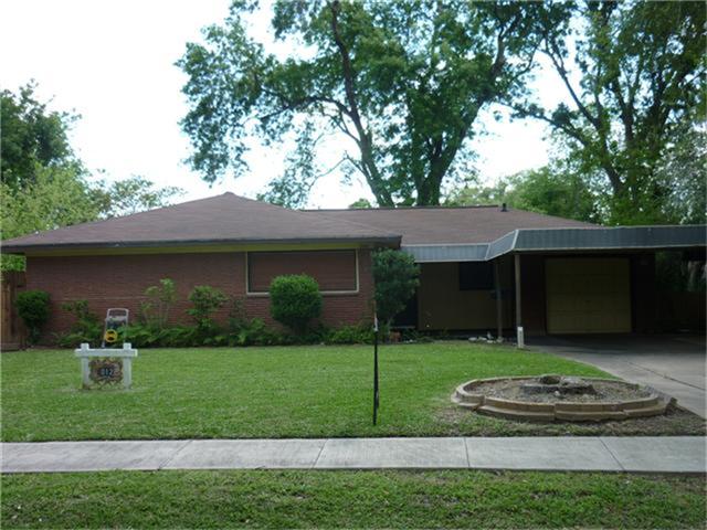 2012 Leroy Dr, Pasadena, TX 77502 photo 1