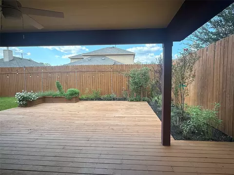 Exterior - 2570 Riverway Dr, Conroe, TX 77304 photo 3 of 7