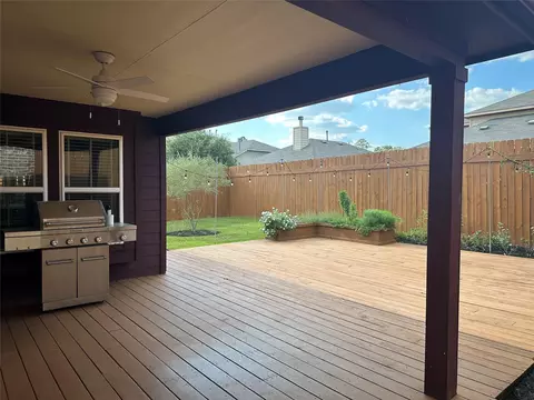 Exterior - 2570 Riverway Dr, Conroe, TX 77304 photo 4 of 7