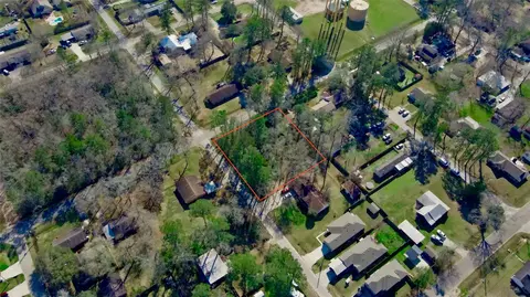 810 Parkhurst Ave, Cleveland, TX 77327