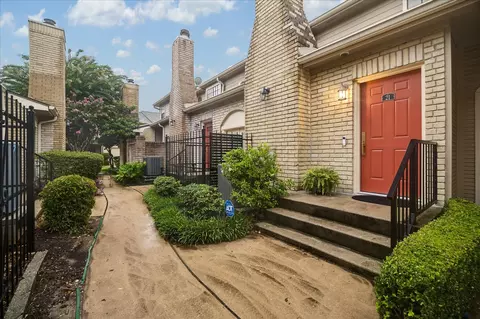7350 Kirby Dr #21, Houston, TX 77030