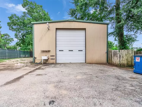 301 Murray St, Conroe, TX 77301 photo 24