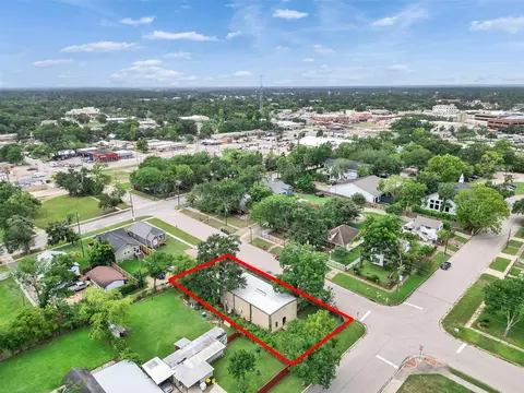 301 Murray St, Conroe, TX 77301 photo 7