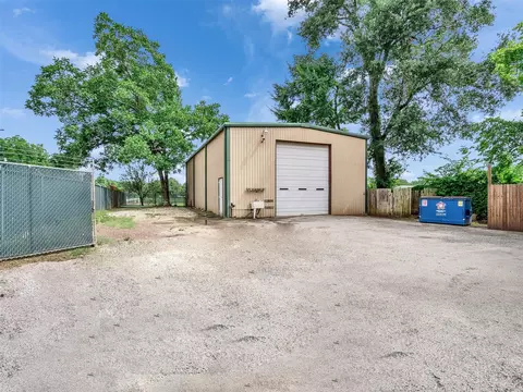 301 Murray St, Conroe, TX 77301 photo 25