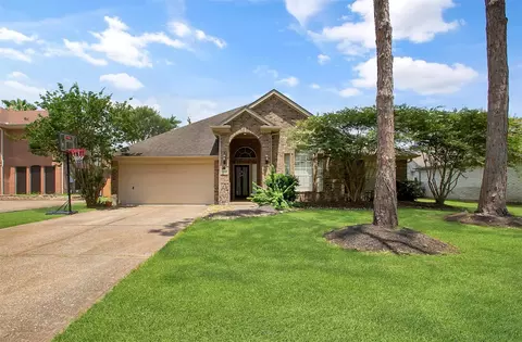 3628 Sunset Meadows Dr, Pearland, TX 77581
