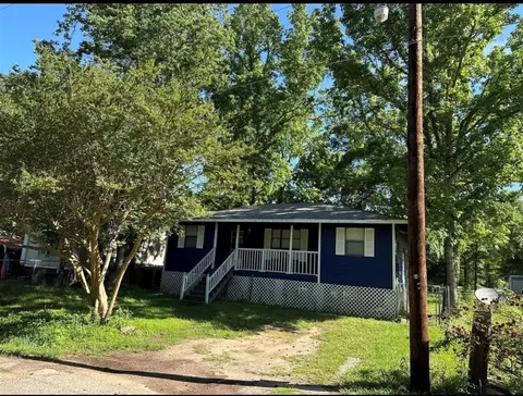 1103 E 2nd St, Cleveland, TX 77327