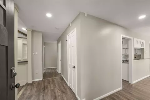 Entry Way - 25302 Fairbrook Ln, Spring, TX 77373 photo 1 of 4