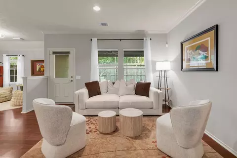 Living - 3 Darlinghurst Dr, Conroe, TX 77384 photo 3 of 3