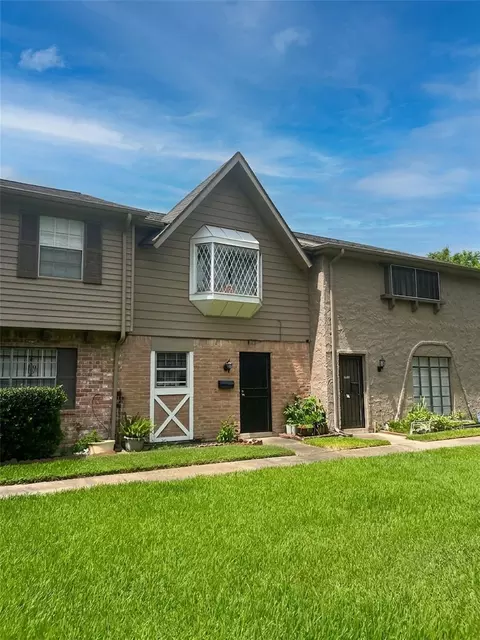7216 Crownwest St #7216, Houston, TX 77072