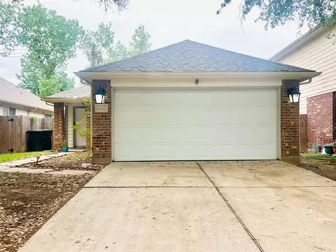 5314 San Pablo Gardens Dr, Houston, TX 77045