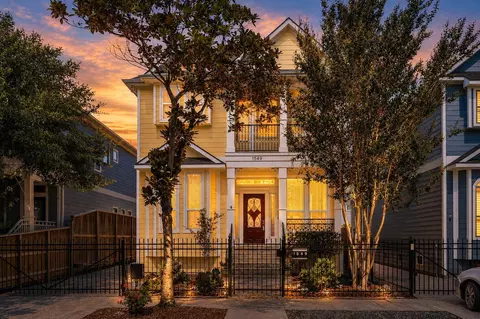 1549 Alexander St, Houston, TX 77008