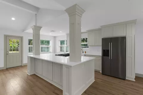 Kitchen - 5202 Moonshadows Dr, Humble, TX 77346 photo 1 of 6