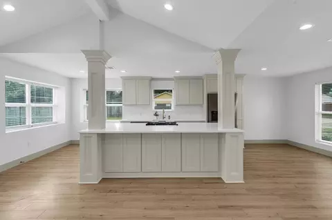 Kitchen - 5202 Moonshadows Dr, Humble, TX 77346 photo 2 of 6