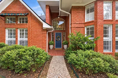 8707 Redwood St, College Station, TX 77845