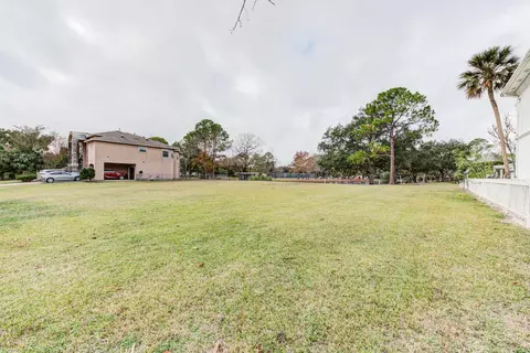 0 E Circle Dr, Houston, TX 77071 photo 4