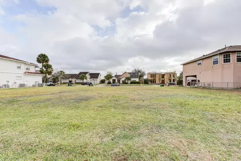 0 E Circle Dr, Houston, TX 77071 photo 5