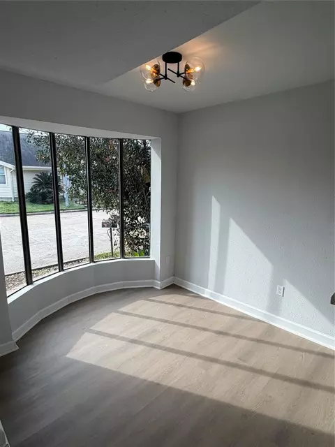1913 Bittercreek Dr, Houston, TX 77042