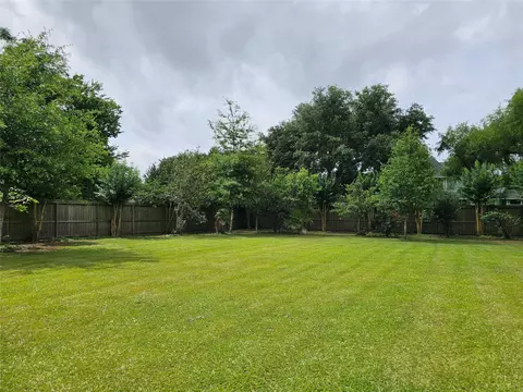 Exterior - 7225 Root Rd, Spring, TX 77389 photo 11 of 18