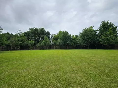 Exterior - 7225 Root Rd, Spring, TX 77389 photo 6 of 18