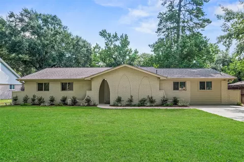 27226 Blueberry Hill Dr, Oak Ridge North, TX 77385