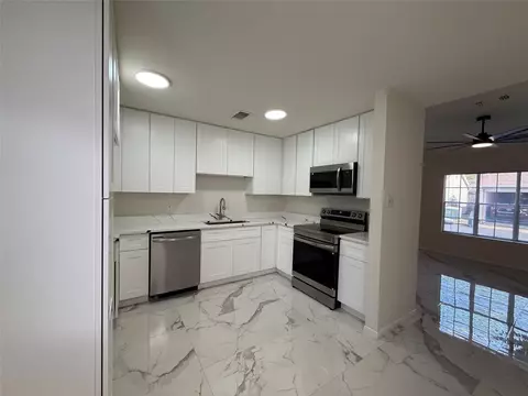 14020 Schroeder Rd #130, Houston, TX 77070