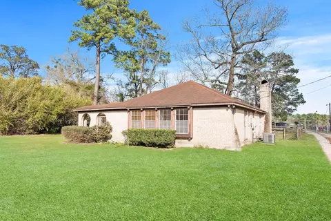 Exterior - 13259 Kidd Rd, Conroe, TX 77302 photo 9 of 11