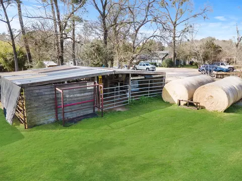Exterior - 13259 Kidd Rd, Conroe, TX 77302 photo 7 of 11