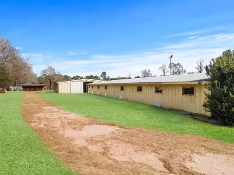 Exterior - 13259 Kidd Rd, Conroe, TX 77302 photo 6 of 11