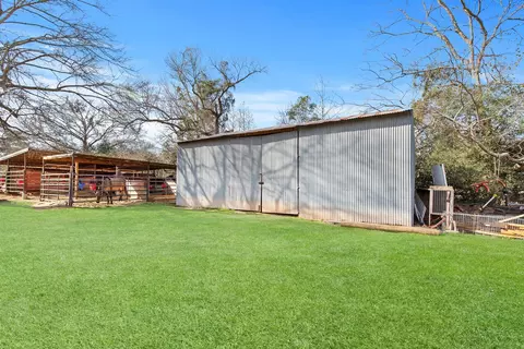 Exterior - 13259 Kidd Rd, Conroe, TX 77302 photo 4 of 11