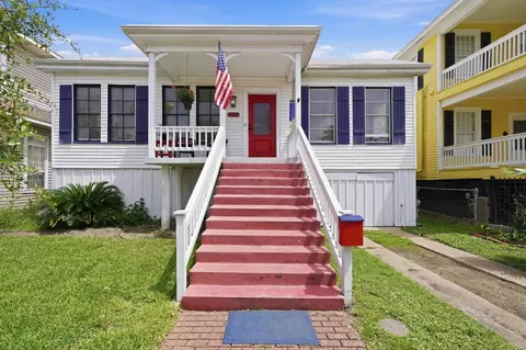 1020 Broadway St, Galveston, TX 77550
