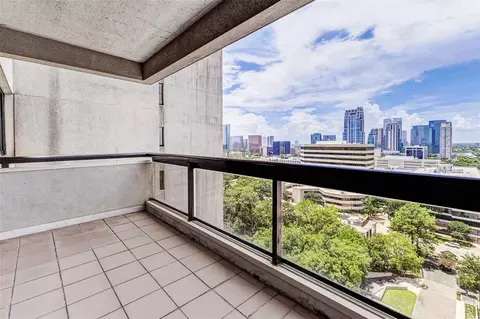 49 Briar Hollow Ln #1801, Houston, TX 77027
