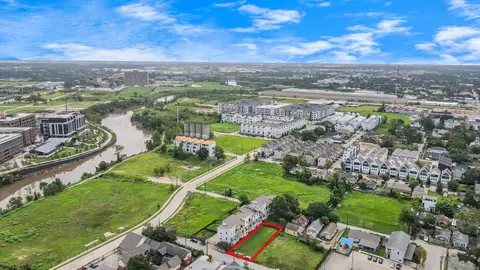 306 Mcalpine St, Houston, TX 77003