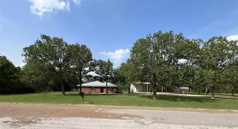 895 Lakeview Dr, Somerville, TX 77879