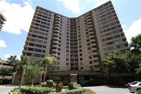 3525 Sage Rd #706, Houston, TX 77056