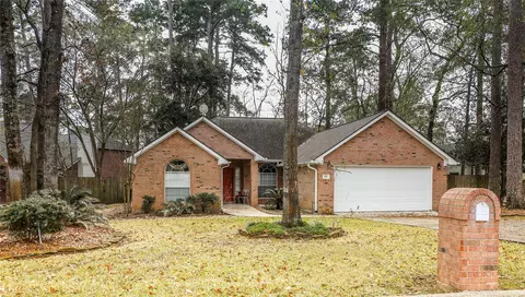 116 Park Cir, Montgomery, TX 77356