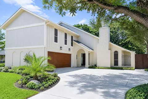 515 Lorie Ln, Seabrook, TX 77586