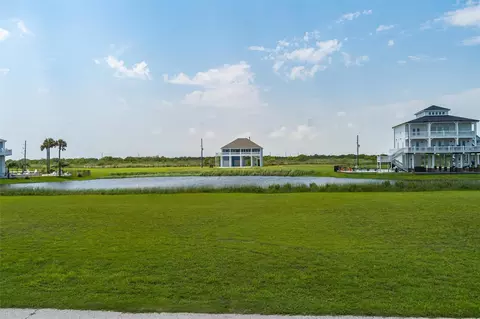 3829 Biscayne Beach Rd, Crystal Beach, TX 77650