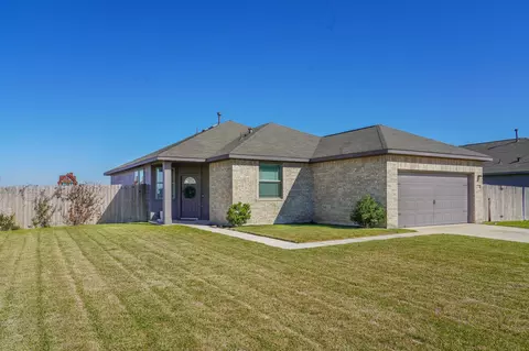 1115 Brahma Cir, East Bernard, TX 77435