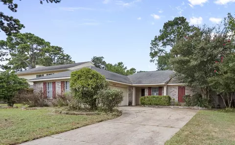 9230 Wandsworth Dr, Spring, TX 77379 photo 1