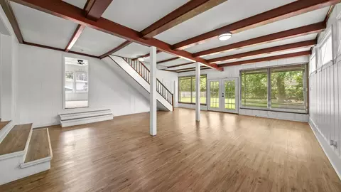 8327 Bonner Dr, Houston, TX 77017