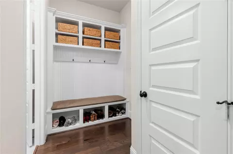 Entry Way - 231 Bee Balm Ct, Conroe, TX 77304 photo 3 of 3