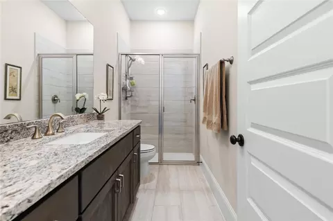 Bath - 231 Bee Balm Ct, Conroe, TX 77304 photo 7 of 8