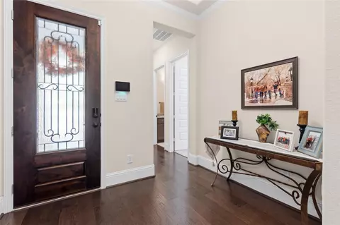 Entry Way - 231 Bee Balm Ct, Conroe, TX 77304 photo 2 of 3