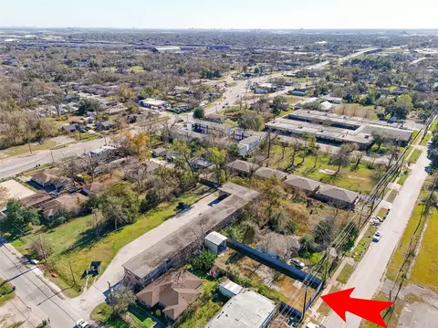 3930 Pickfair St, Houston, TX 77026