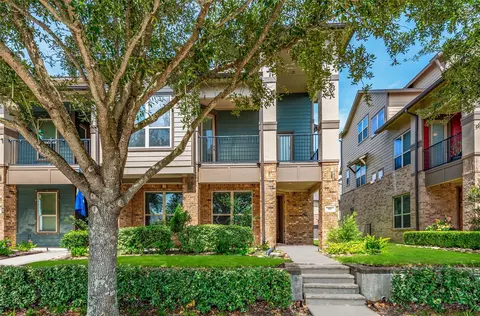 417 Marina View Dr, Webster, TX 77598