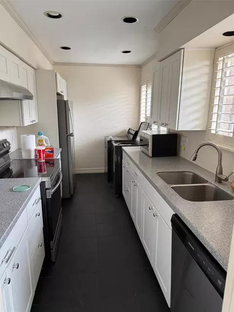 4040 San Felipe St #104, Houston, TX 77027