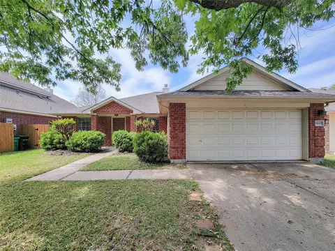 11007 Desert Springs Cir, Houston, TX 77095